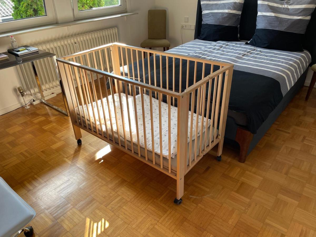 Appartement Region Esslingen - Naehe Messe - Flughafen - Stuttgart - Wohnen Und Arbeiten Auf Zeit In 120M2 Wohlfuehlatmosphaere - Ab 3 Uebernachtungen - Geeignet Fuer 4 Pers Incl Kinder - Beistellbett Moeglich - Kinder Und Tiere Willkommen - Garage F Altbach Экстерьер фото