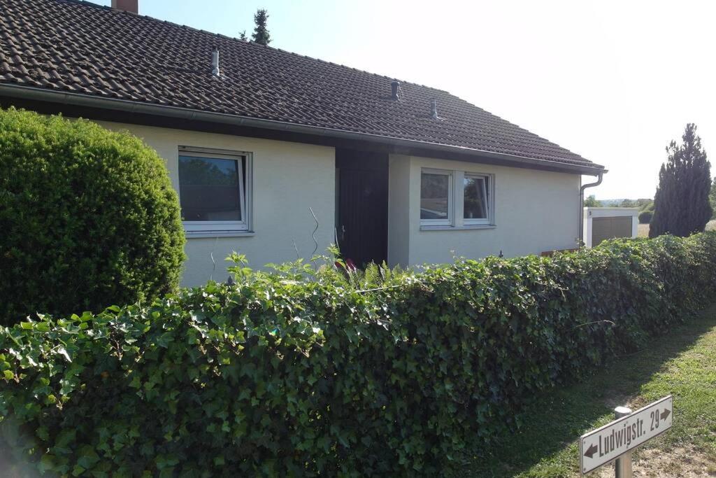 Appartement Region Esslingen - Naehe Messe - Flughafen - Stuttgart - Wohnen Und Arbeiten Auf Zeit In 120M2 Wohlfuehlatmosphaere - Ab 3 Uebernachtungen - Geeignet Fuer 4 Pers Incl Kinder - Beistellbett Moeglich - Kinder Und Tiere Willkommen - Garage F Altbach Экстерьер фото